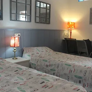 Romani,26 Olivella